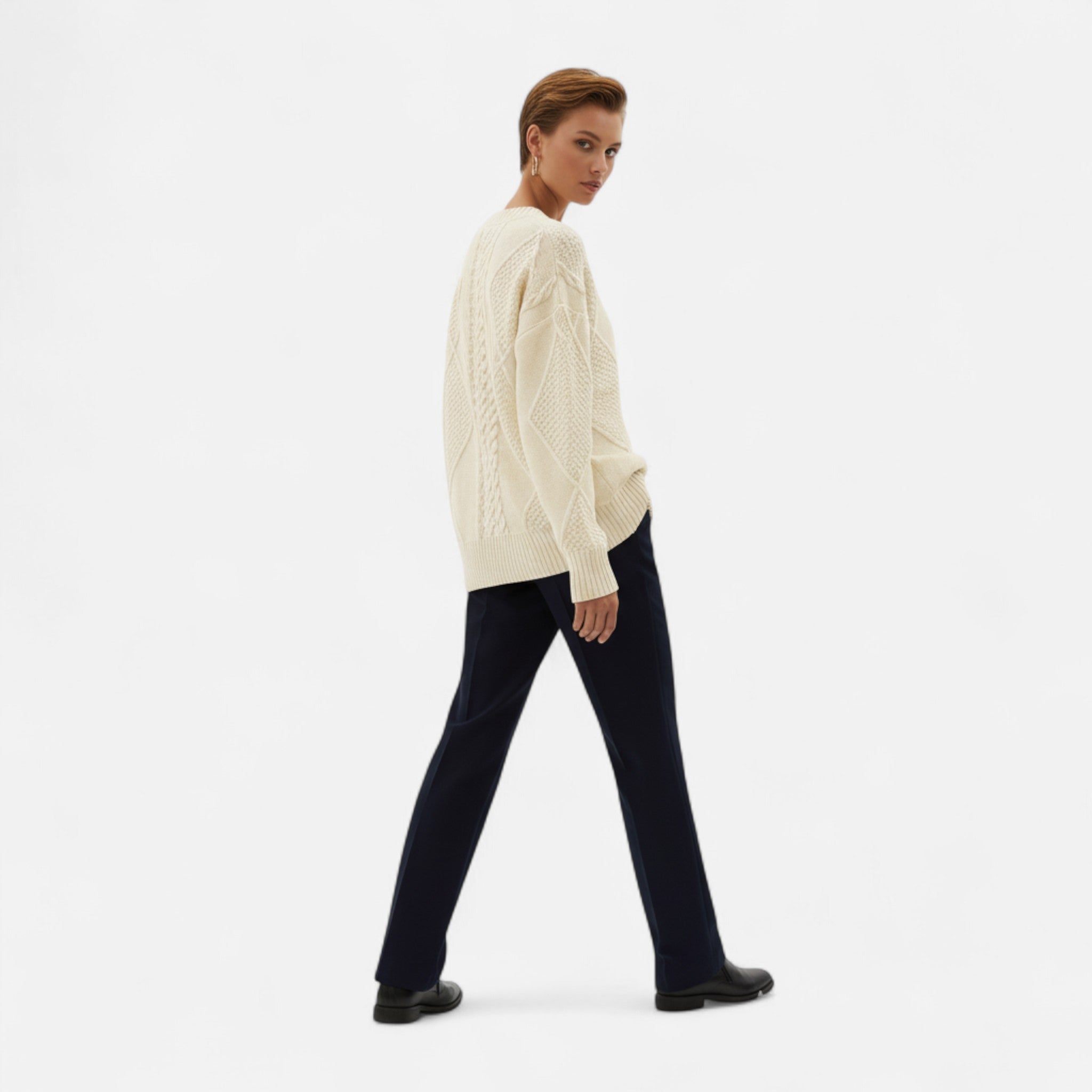 Sauvenor | Women’s Elegant V-Neck Cardigan