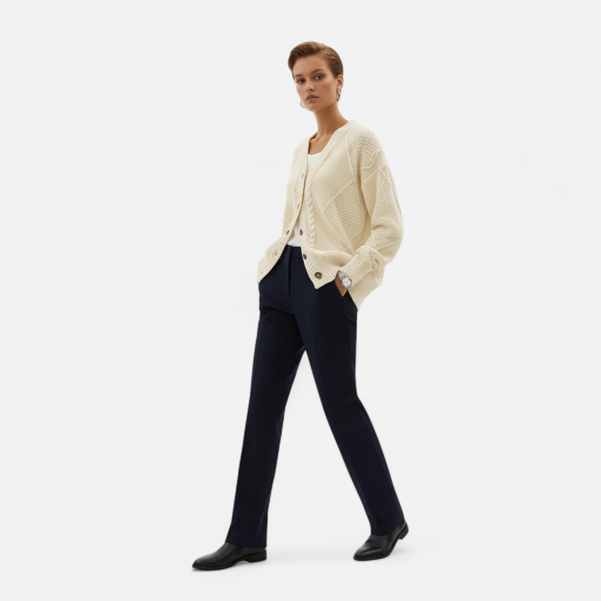 Sauvenor | Women’s Elegant V-Neck Cardigan